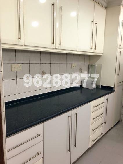 Queensway Tower / Queensway Shopping Centre (D3), Apartment #167954572